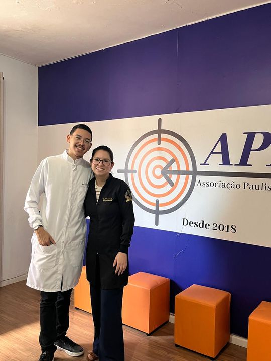 Dentistas do projeto Salvando Sorrisos na sede da APAT.